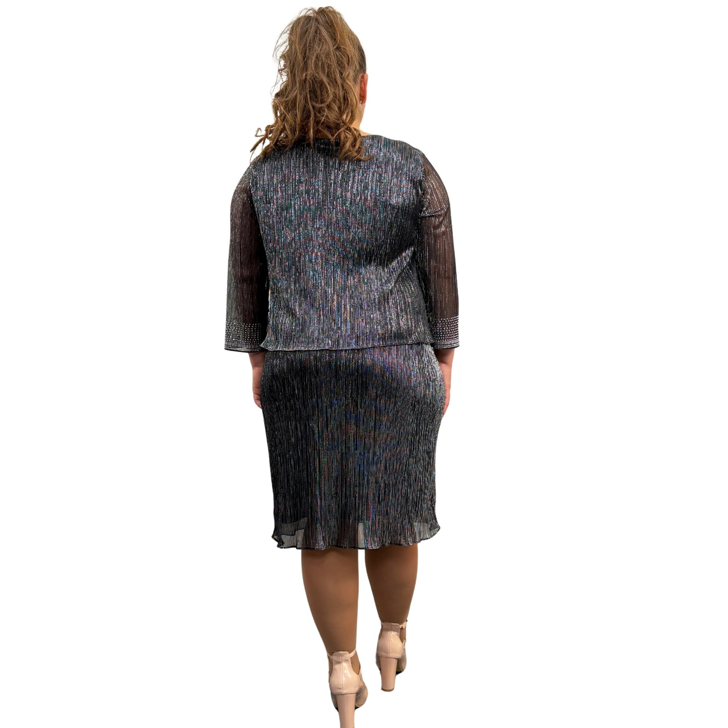 Rochie neagră cu fir argintiu - k1