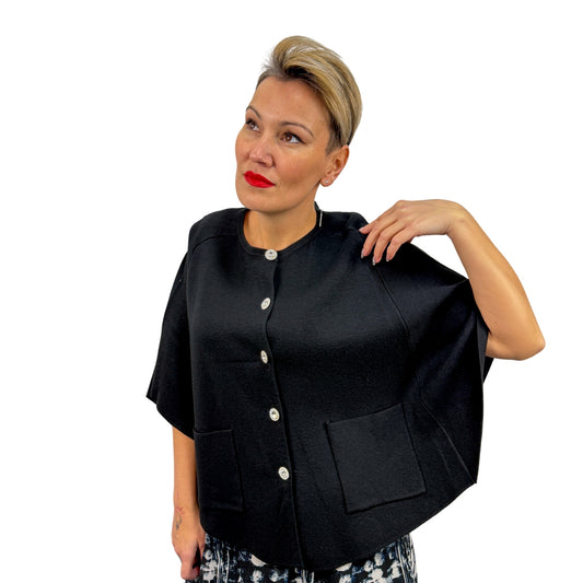Bluză stil capă neagră- k1